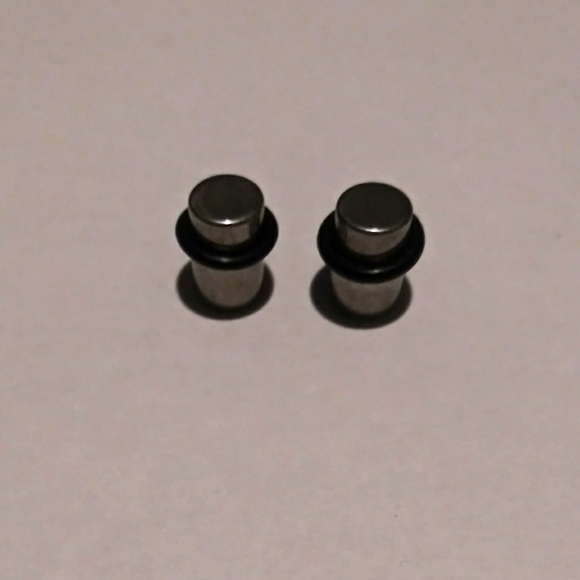 Hot Topic Stainless Steel Ear Plugs + Gaskets - size 0/9.25mm or 1/3“ - Picture 2 of 2